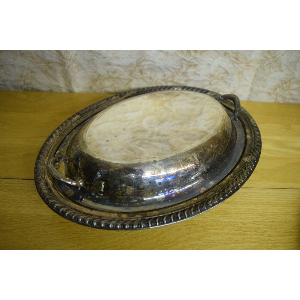 International Silver Company Silver Plated Oval Casserole Dish with Lid 12" x 9" - Picture 1 of 9